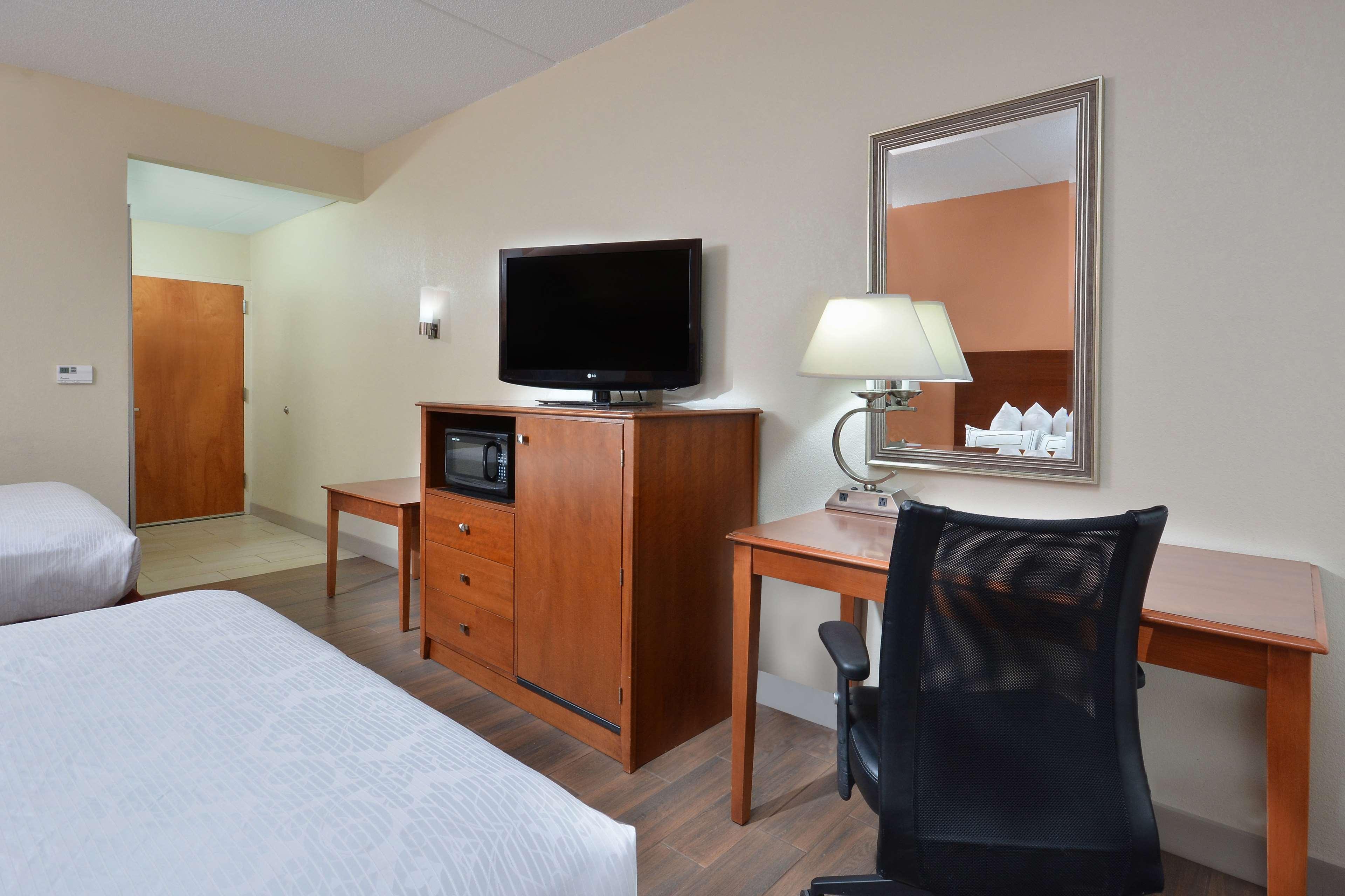 Best Western Plus Wilmington / Wrightsville Beach Экстерьер фото