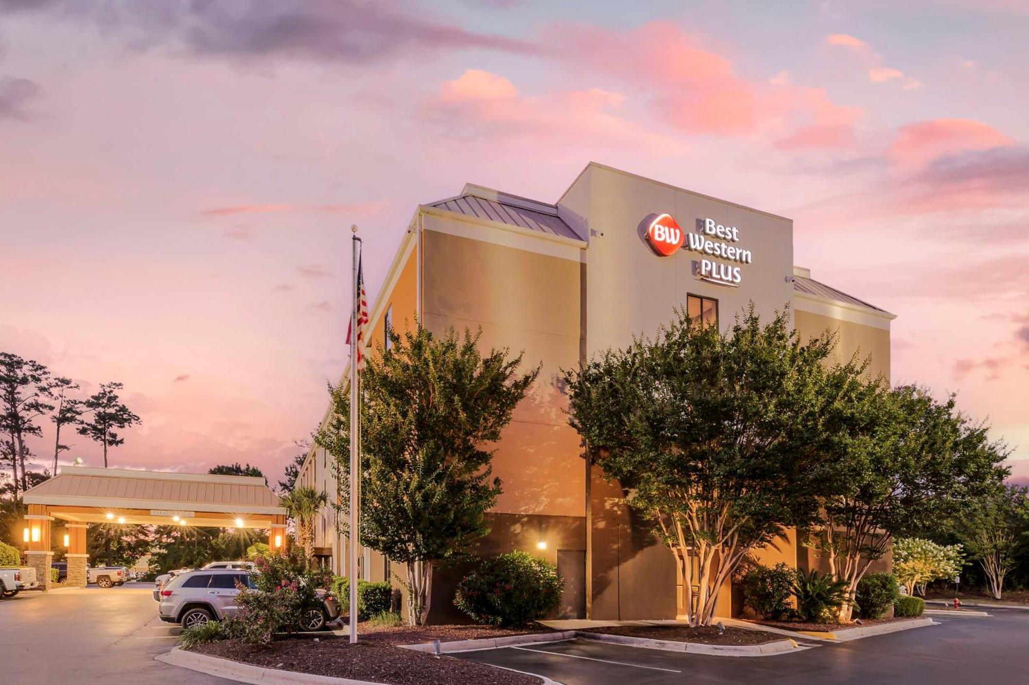 Best Western Plus Wilmington / Wrightsville Beach Экстерьер фото